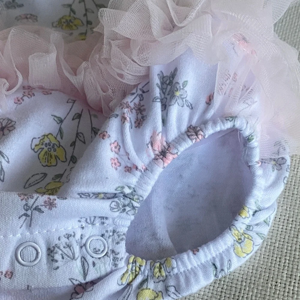 Floral Ruffle Onesy Baby Girl Size 0-3 Months